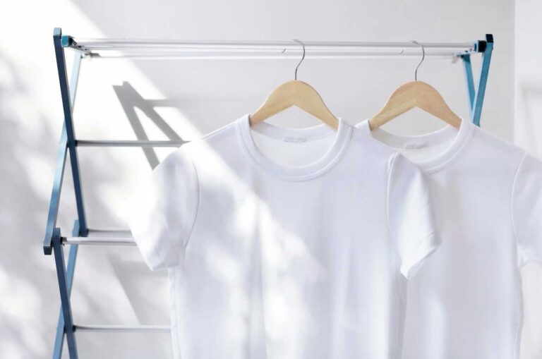 How to keep white clothes whiter long last